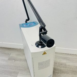 Max Frequency doubled Q-Switched Nd-YAG Laser SPECTRA-QT